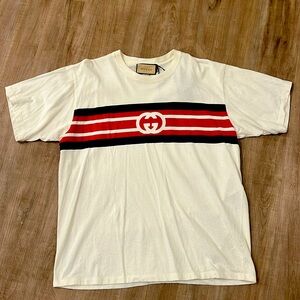 Gucci Logo Stripe T Shirt Size Medium New with Tags
